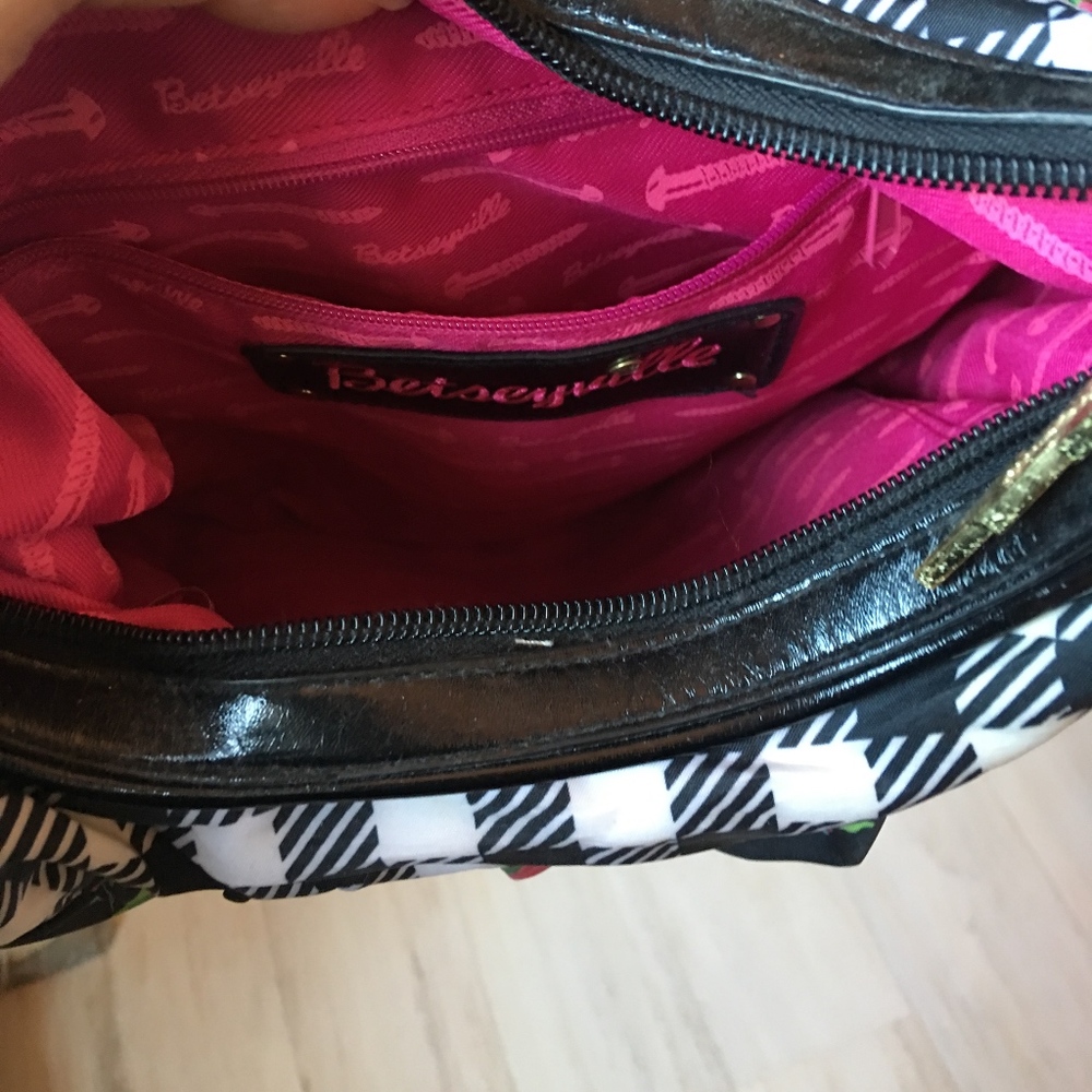 Purse - Picture 6 of 6
